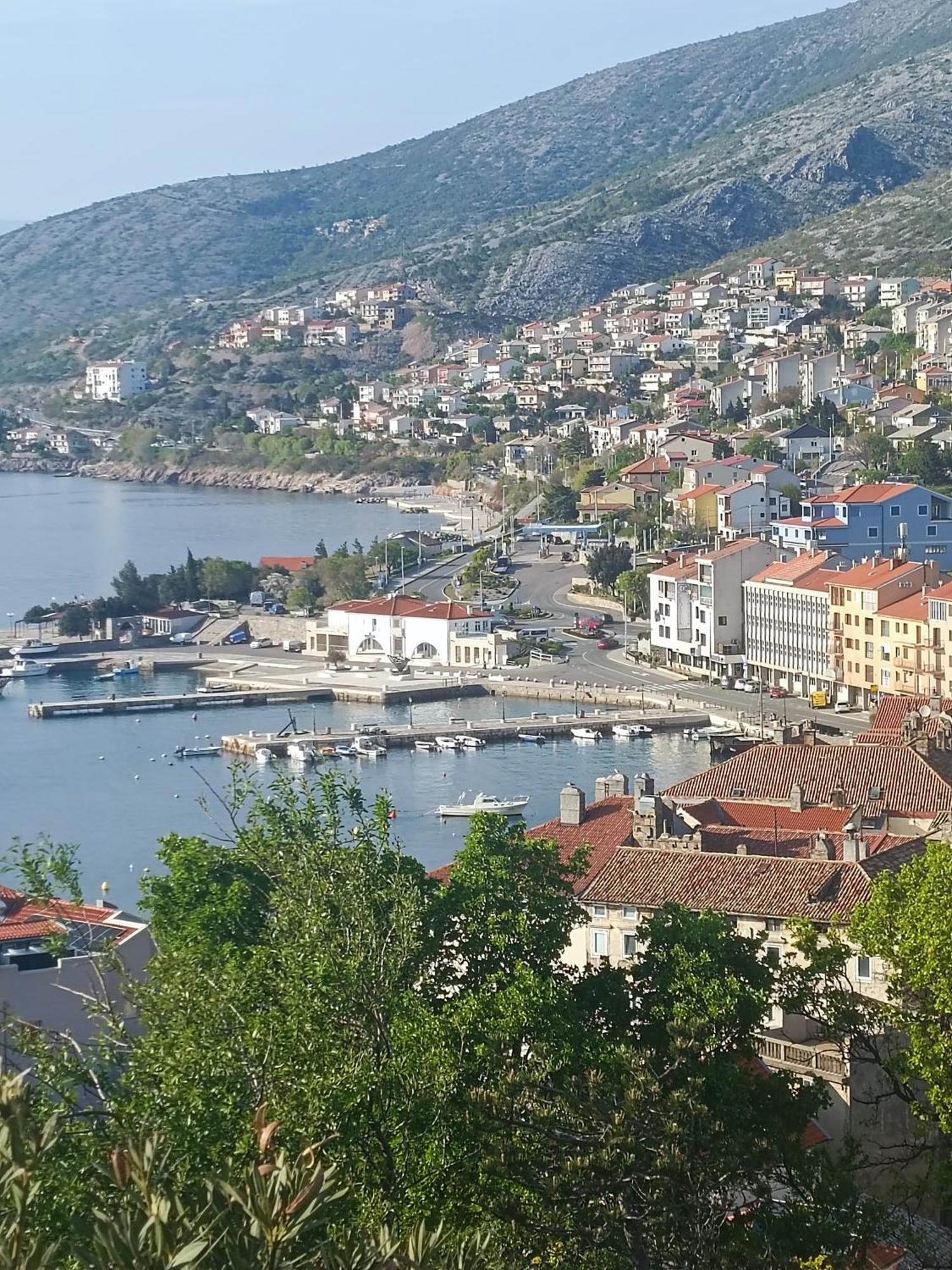 Guesthouse Martina Senj  Buitenkant foto
