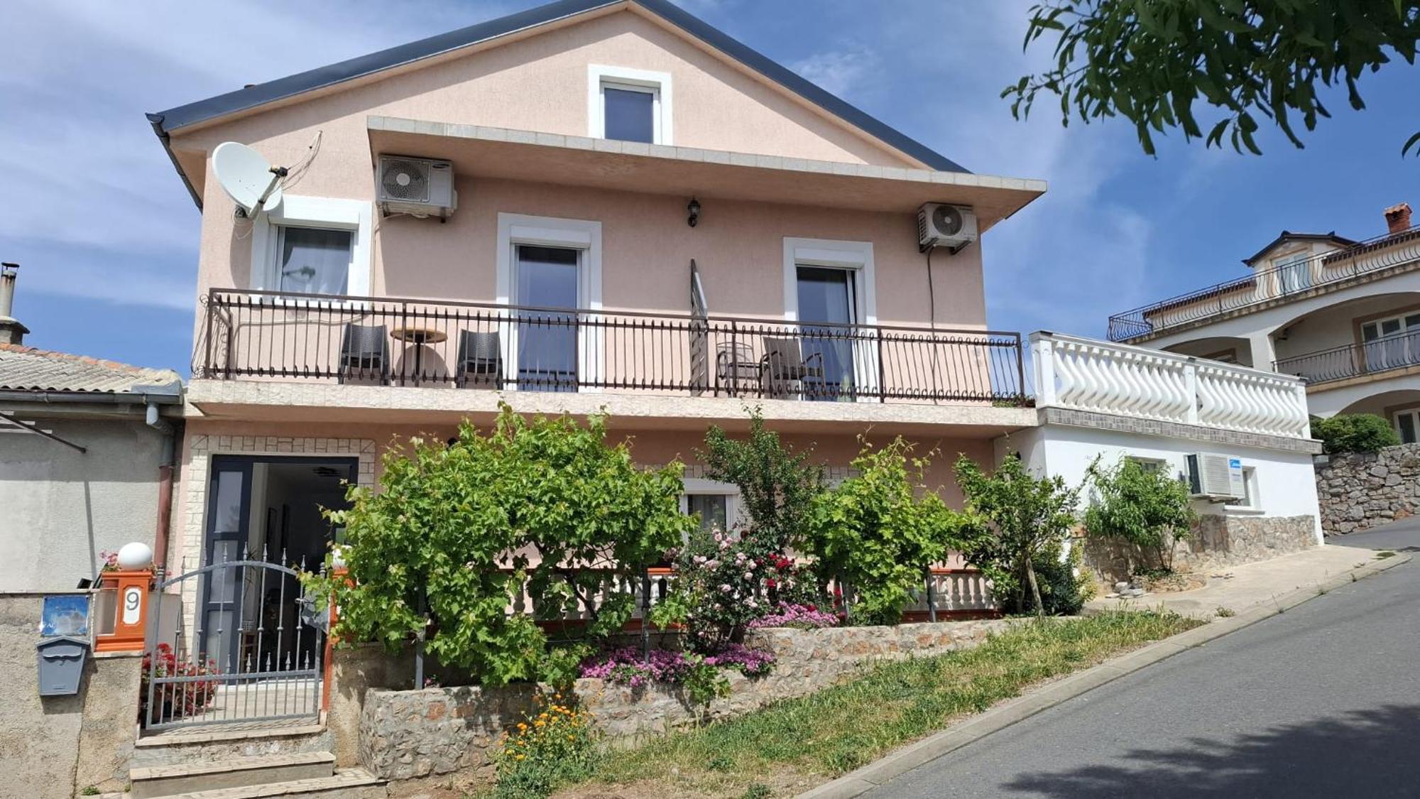 Guesthouse Martina Senj  Buitenkant foto