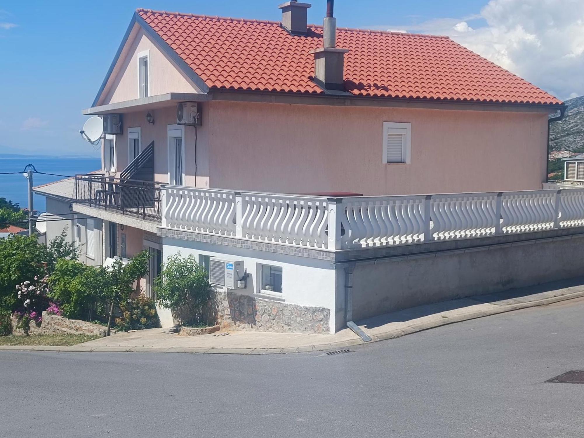 Guesthouse Martina Senj  Buitenkant foto